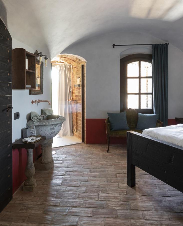 Rocca Di Arignano Hotell Exteriör bild